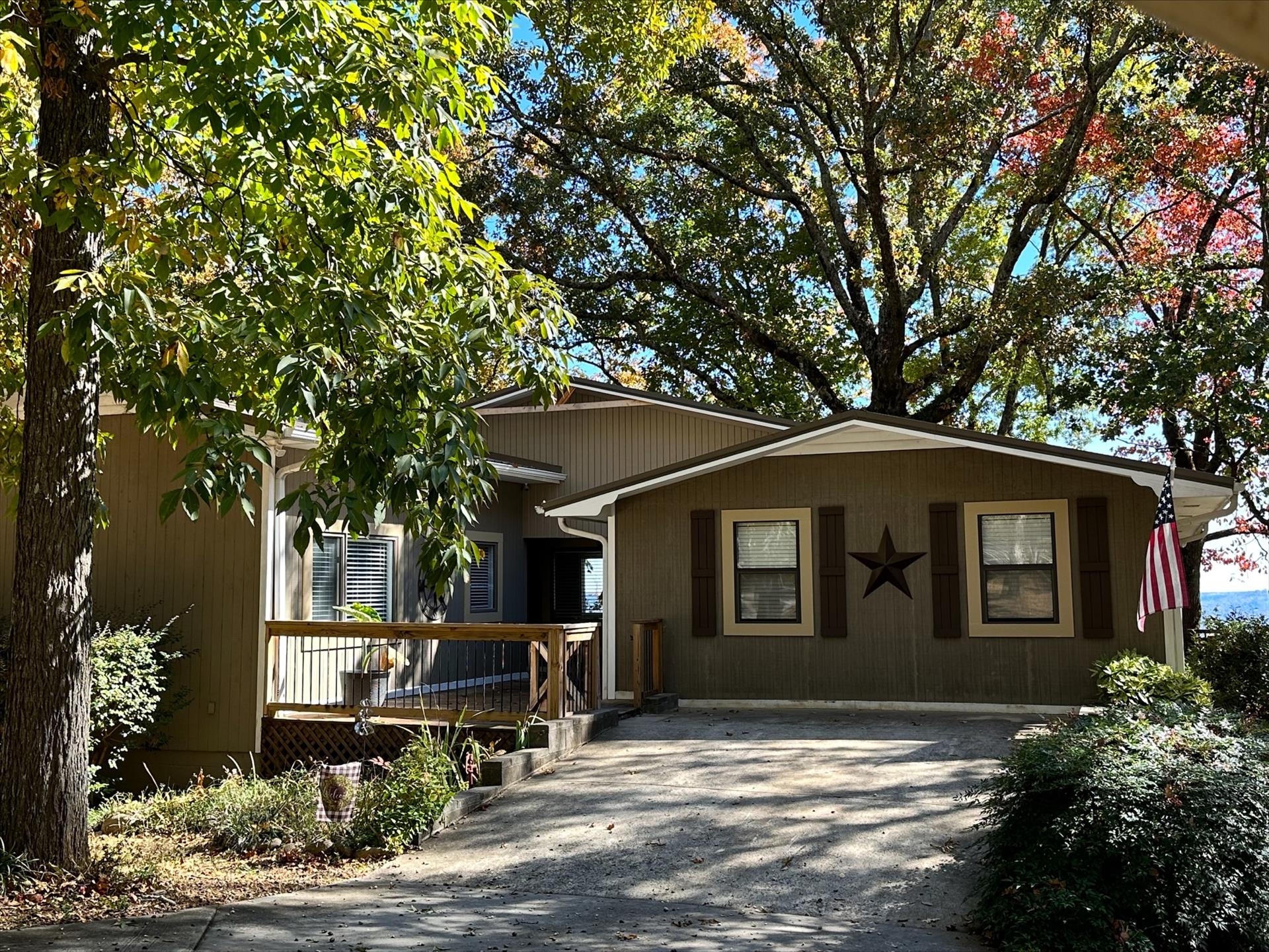 Rattler Ridge - Private Lakeview Home - rattlerridge.com